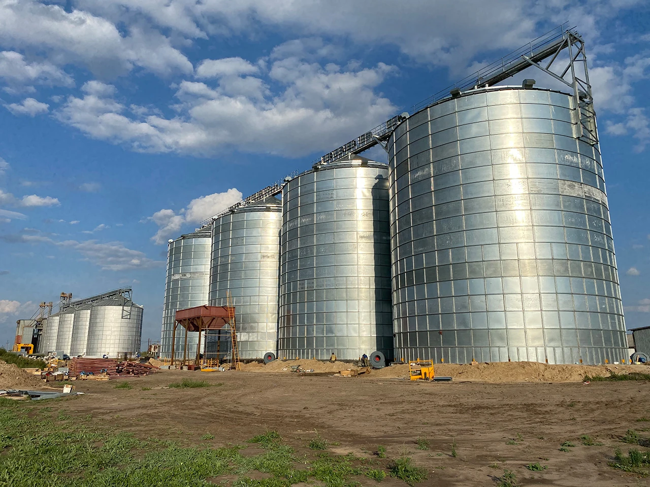 Строительство элеватора